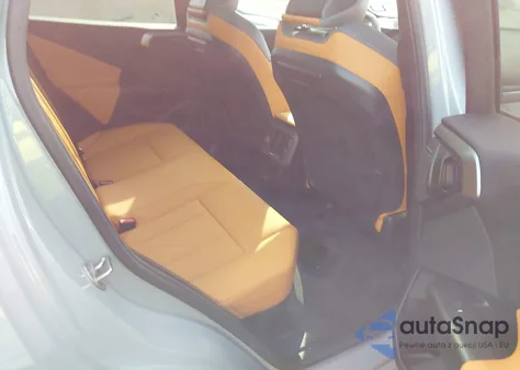 2025 BMW X3 30 xDrive z USA, uszkodzony, nr VIN 5UX53GP04S9Y28447